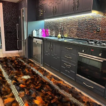 квартира Versace 3+1 в анталии Daire Antalya